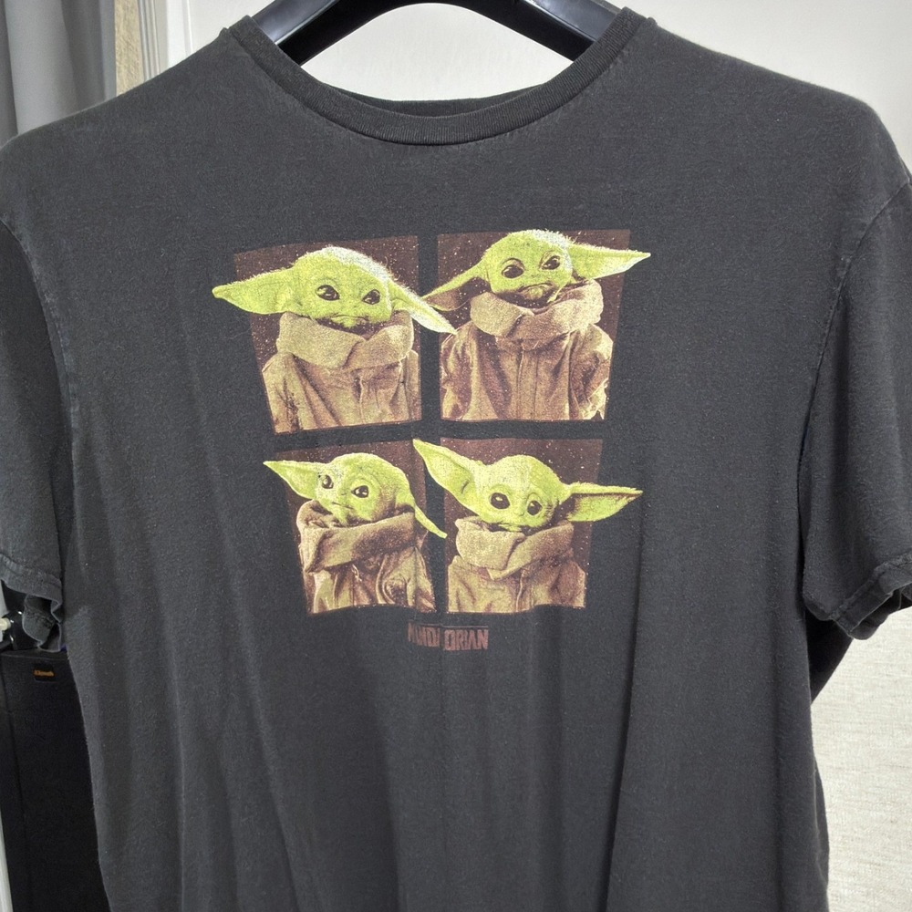 Star Wars Fifth Sun Tee Mens XL Grogu Mandalorian Black Graphic Regular Fit